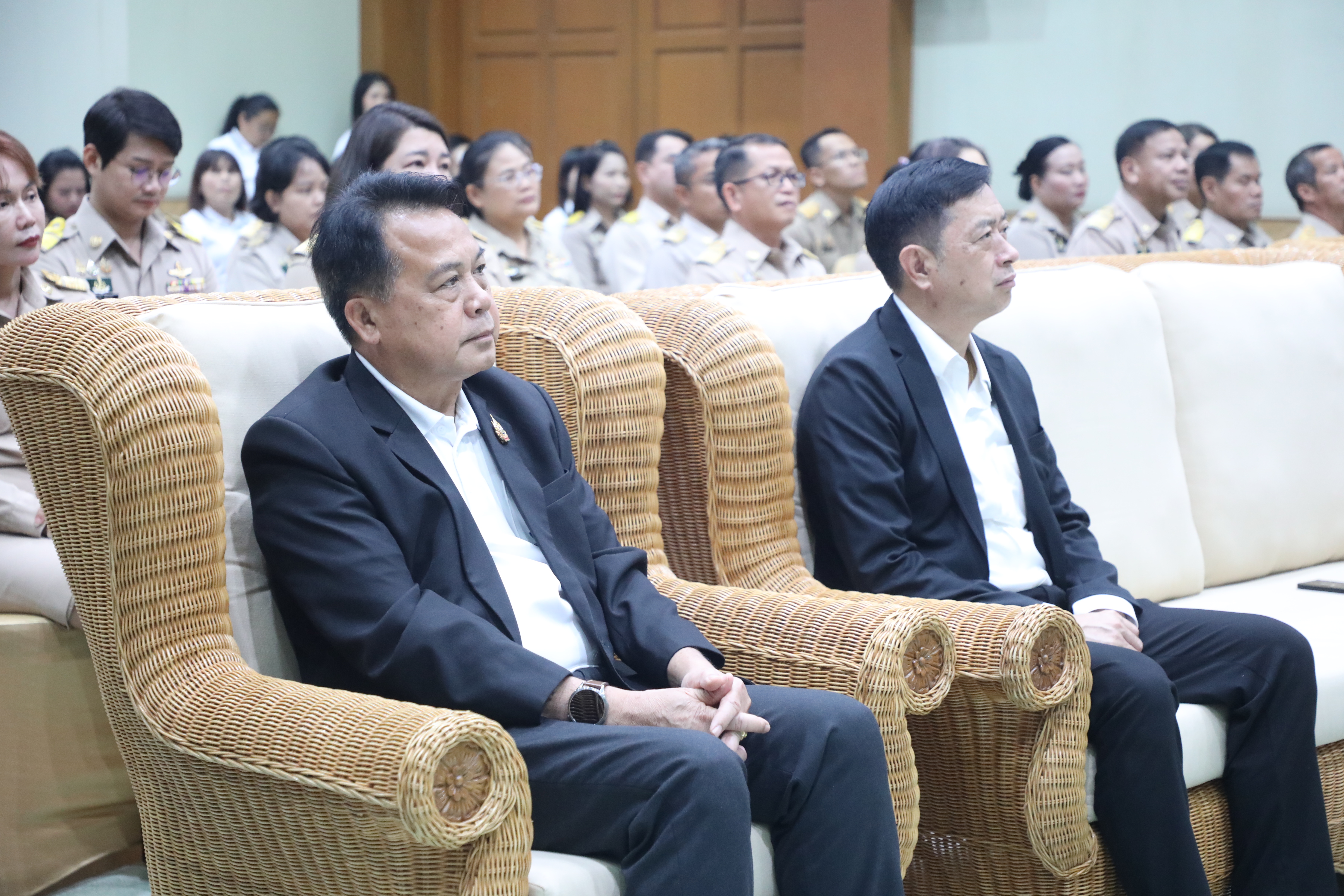 title - ส.ป.ก. จัดพิธีรับ-ส่งงานเลขาธิการฯ อย่างเป็นทางการ สานต่อภารกิจปฏิรูปที่ดินเพื่อเกษตรกรรม 